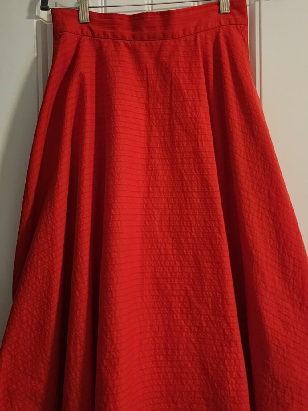 Uniqlo Burnt Orange Textured High Waist A-Line Asymmetric Midi Skirt Size M